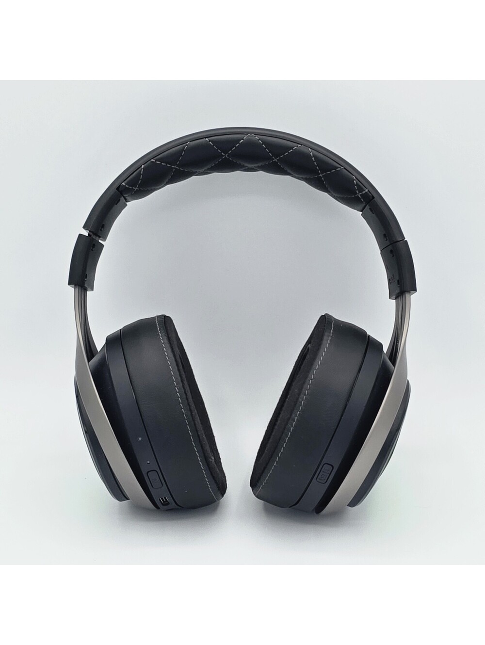 LucidSound LS50X Wireless Gaming Headset And Case